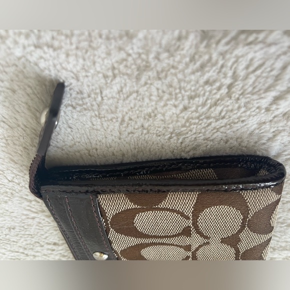 Coach Wallet EUC - Picture 3 of 10